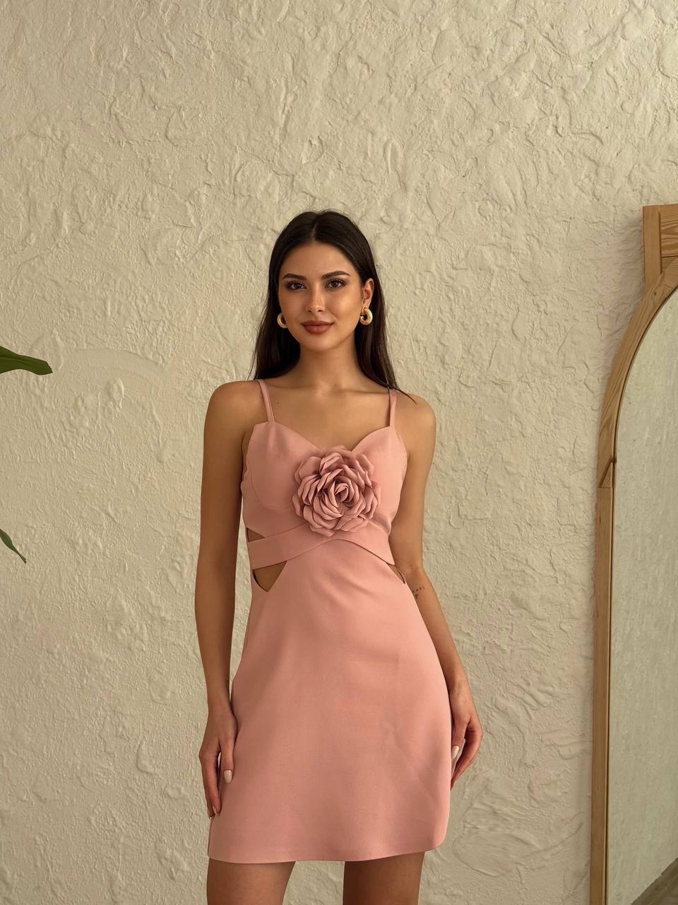womans pink mini dress