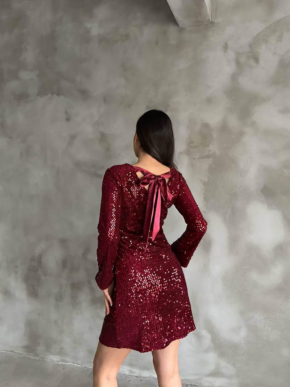Women's Burgundy Sequin Short Dress with Long Sleeves and A-Line Skirt, Suitable for Night