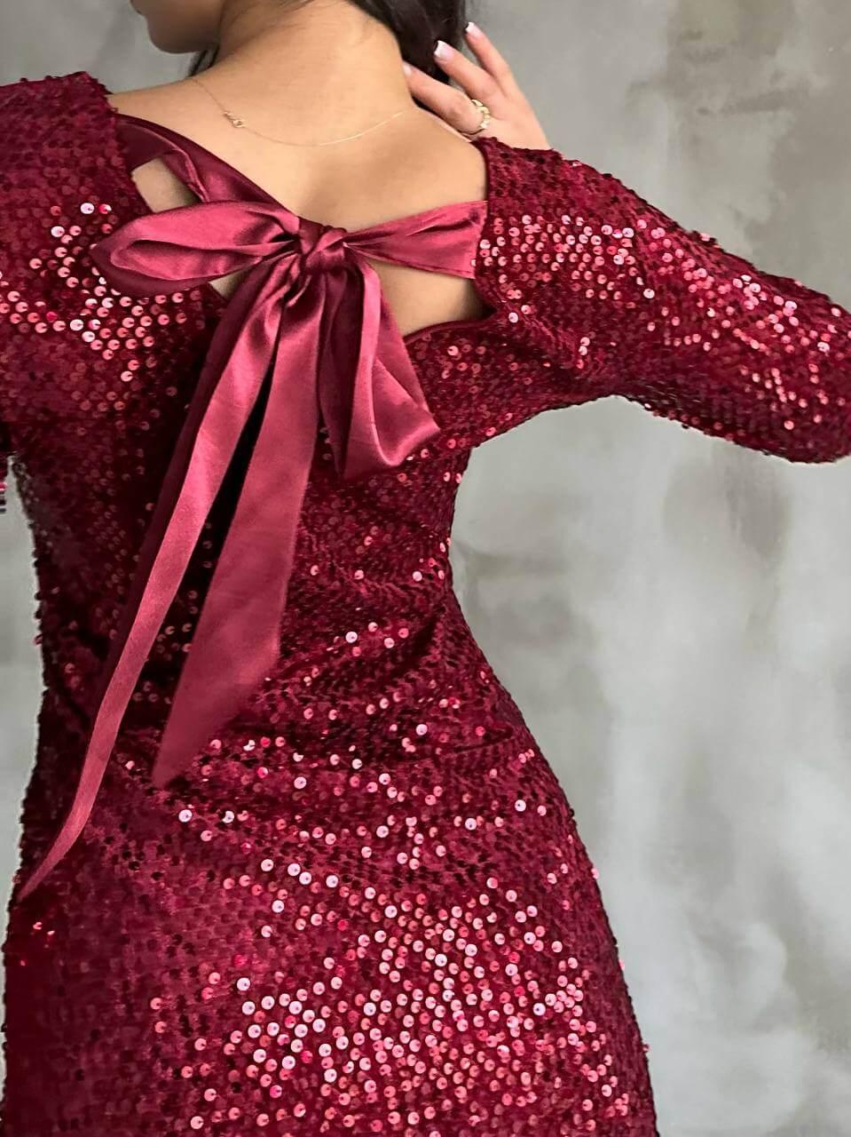Women's Burgundy Sequin Short Dress with Long Sleeves and A-Line Skirt, Suitable for Night