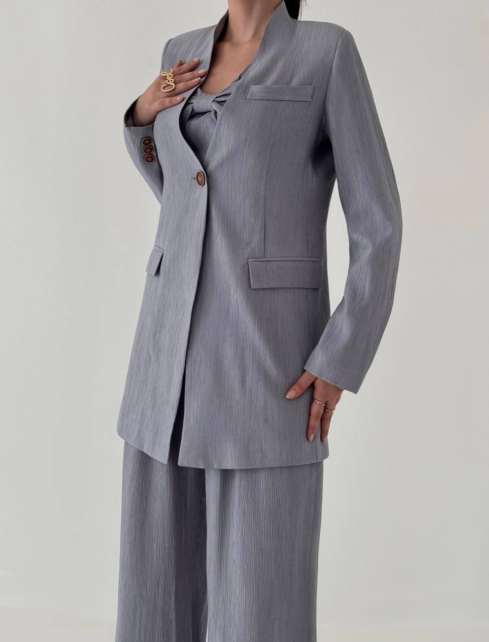Suit and pants set